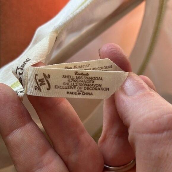 Matilda Jane White & Citron Yellow Ventriloquist Top Stripes Tunic Top Size M - Picture 8 of 8